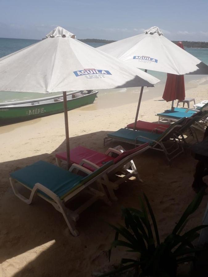 Cabanas Black And White Cartagena Bagian luar foto